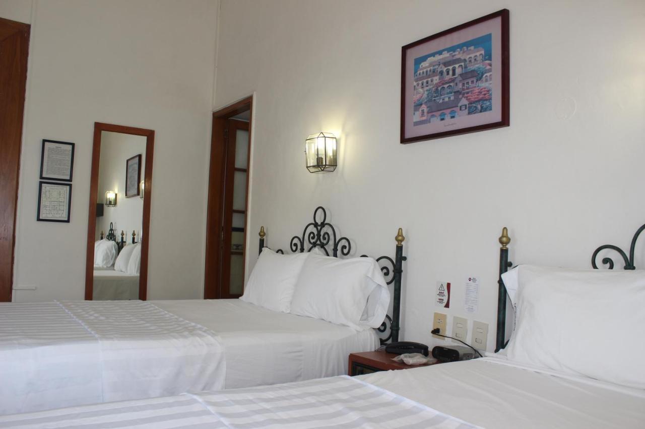 Hotel Concierge Plaza Colima Exterior foto