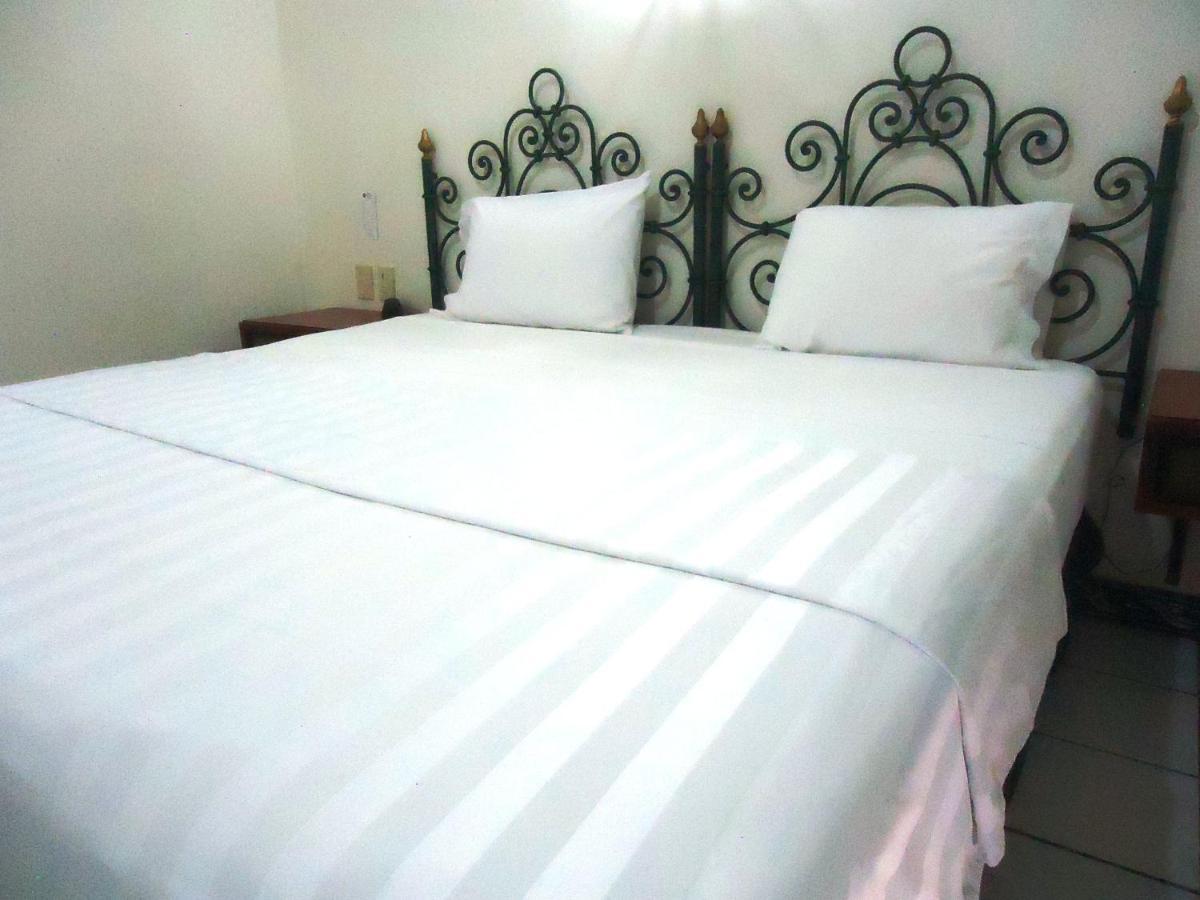 Hotel Concierge Plaza Colima Exterior foto