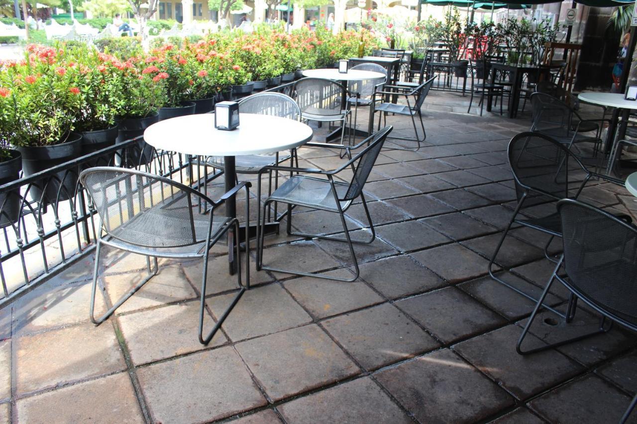 Hotel Concierge Plaza Colima Exterior foto